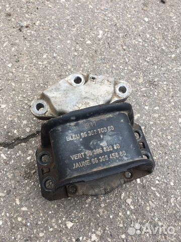 Подушка двс правая EP6 120 л с Citroen C4 разбор