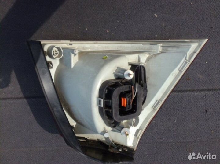 Фонарь задний правый Volkswagen Golf 5 2003-2009