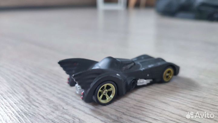 Hot wheels машинка, sth Batmobile
