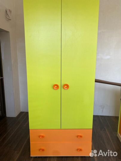 Детская мбель. Платяной шкаф