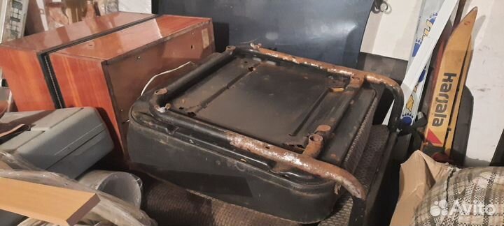 2 Сиденье в кабину м/автобуса Мерседес