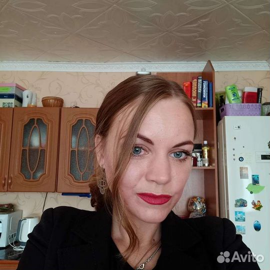 Помощник директора, администратор