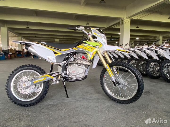 Мотоцикл BSE Z3 (250куб.)