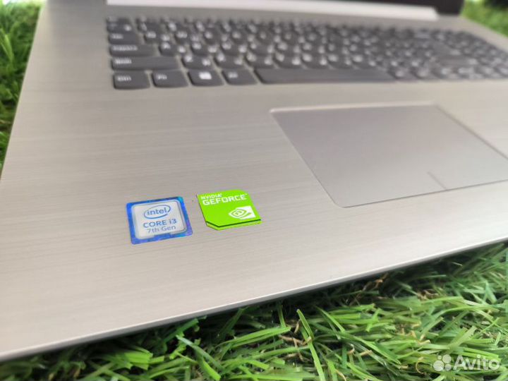 Ноутбук Lenovo 17