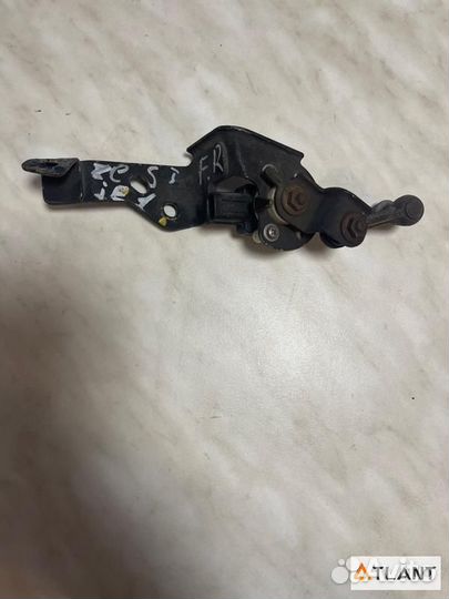 Корректор фары honda zest