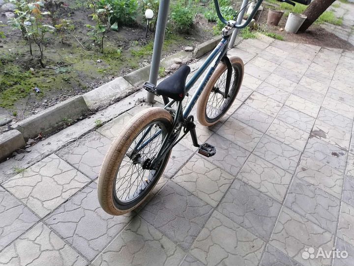 Велосипед BMW