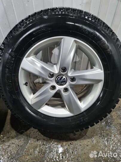 Колёса R17 с зимними шинами Touareg