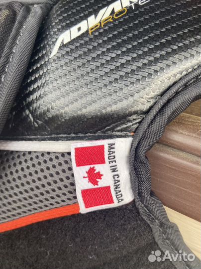 Нагрудник хоккейный eagle