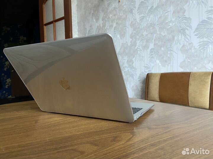 Macbook Air 13 2020 M1 (2020) 8gb/256gb