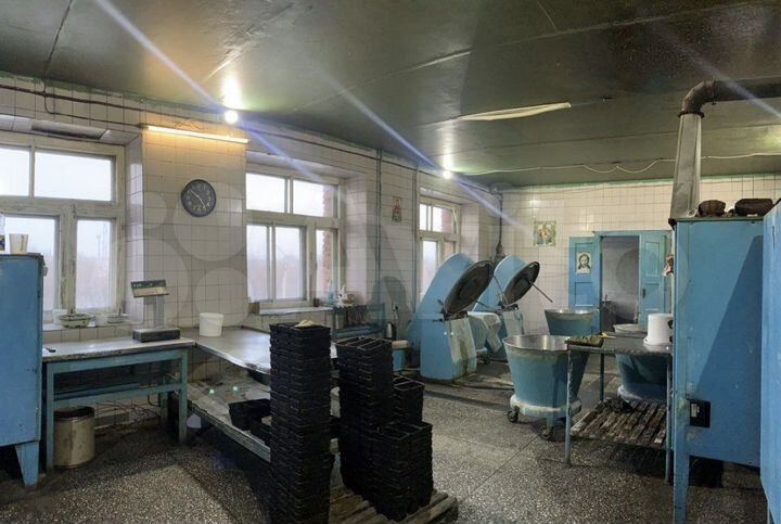 Дом 1000 м² на участке 23 сот.