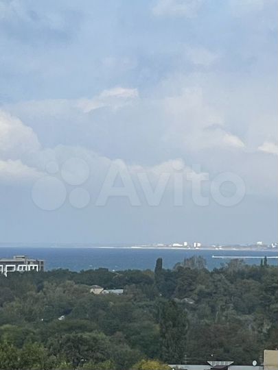 3-к. квартира, 100 м², 9/10 эт.