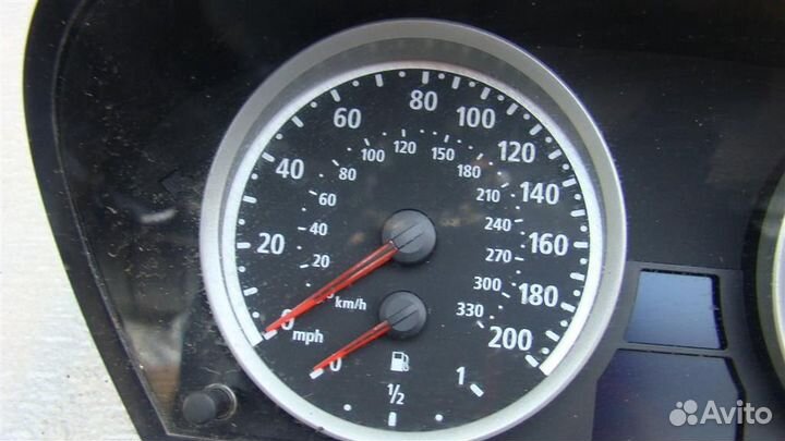 Панель приборов BMW M5 E60 мили