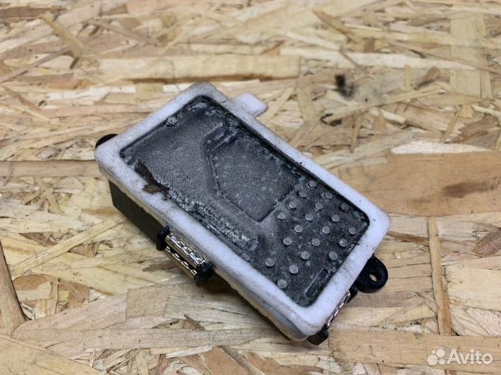 Регулятор вентилятора печки Mercedes-Benz C300