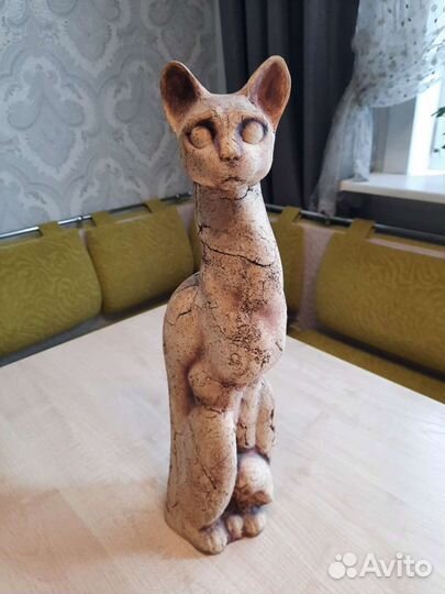 Кошка статуэтка большая