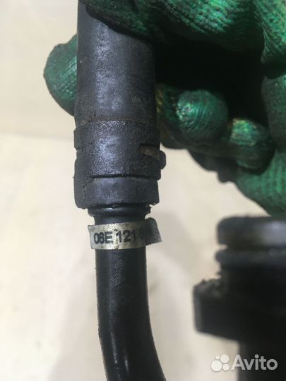 Патрубок охлаждения Audi A8 D3