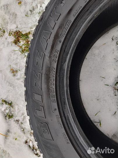 Bridgestone Blizzak DM-V1 225/60 R17