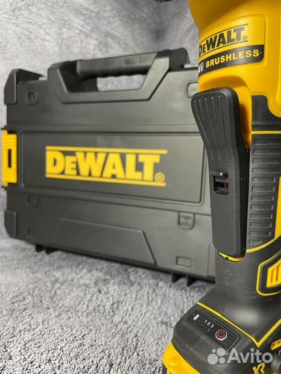 Мощная аккумуляторная болгарка Dewalt новая