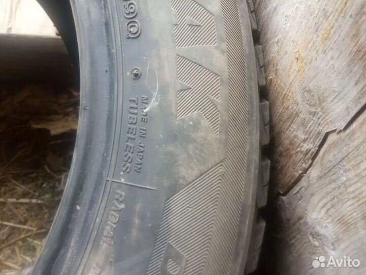 Bridgestone Blizzak DM-V2 225/60 R17