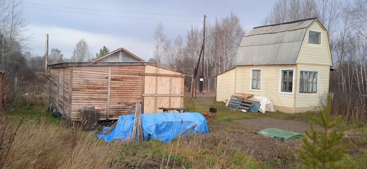 Дача 21 м² на участке 10 сот.