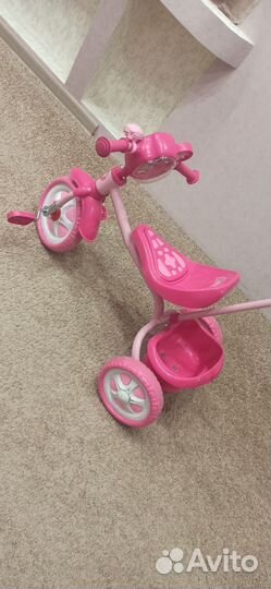 Трехколесный велосипед