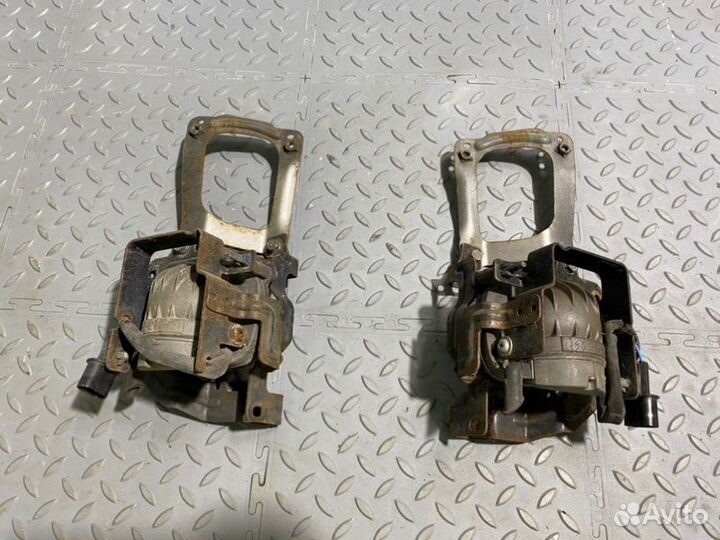 Фары противотуманные комплект Mitsubishi Lancer 9