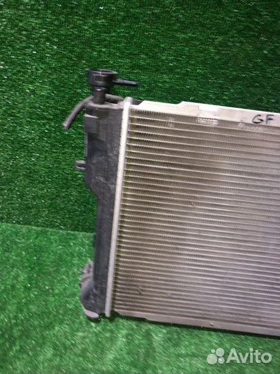 Радиатор двигателя / радиатор основной Mazda