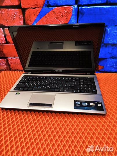 Asus core i5 ssd 8gb