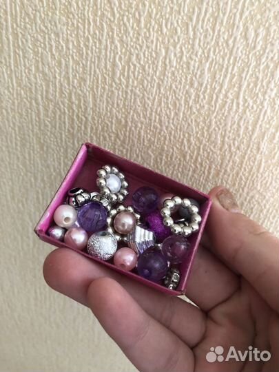 Продаю бусины для плетения браслетов