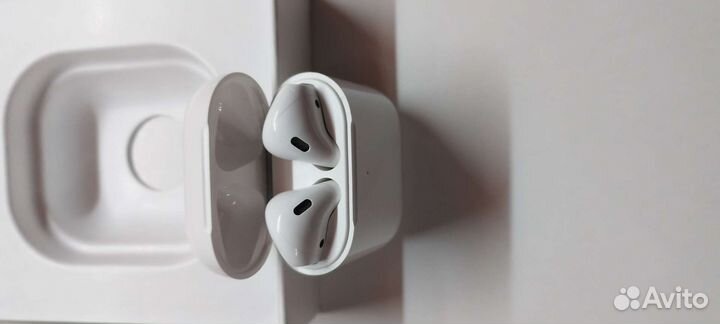 Наушники apple Airpods 2 оригинал бу