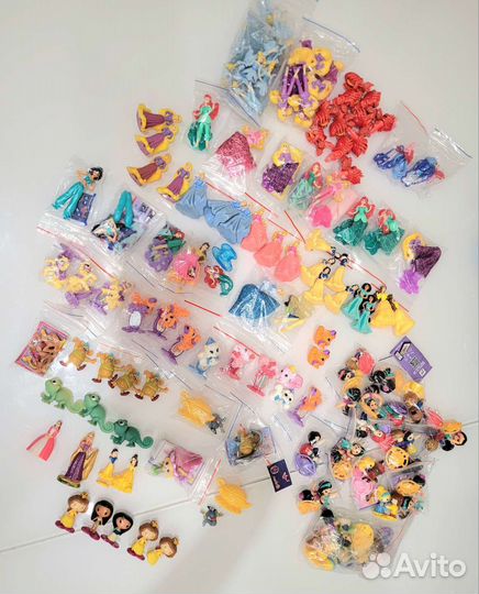 Киндер много барби