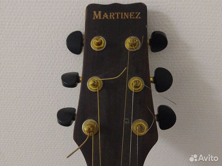 Акустическая гитара Martinez