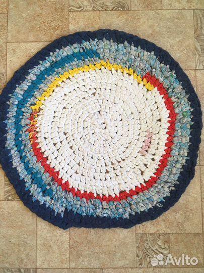 Коврик ручной работы(крючком) для дачи дома
