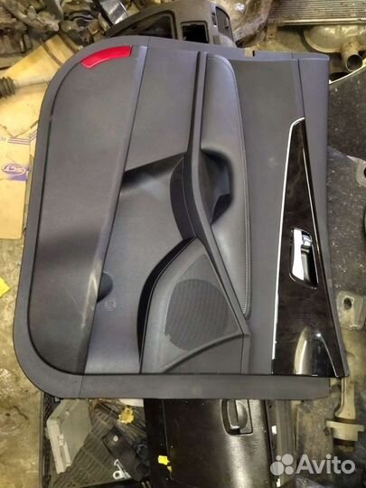 Обшивка двери Кия Соренто Прайм задняя левая