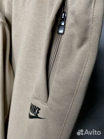 Спортивный костюм мужской nike