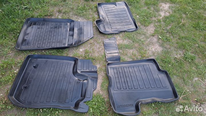 Полики на LADA xray