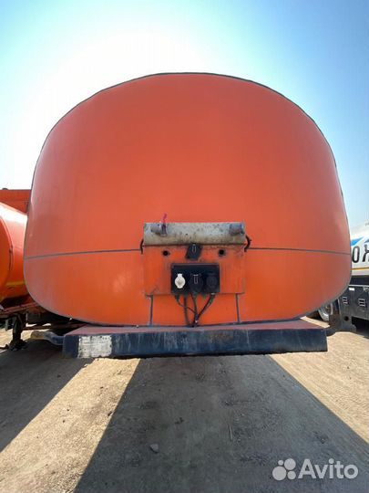 Полуприцеп бензовоз КАПРИ ППЦ 9639, 2013