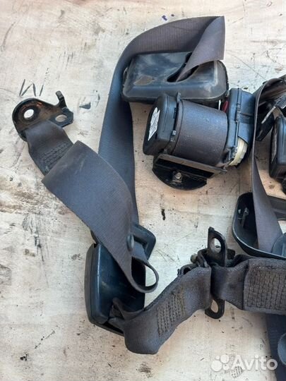 Ремень безопасности задний Rover 200 хэтчбек