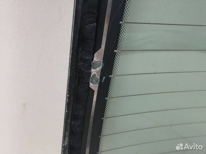 Стекло заднее Renault Fluence 2010-2017