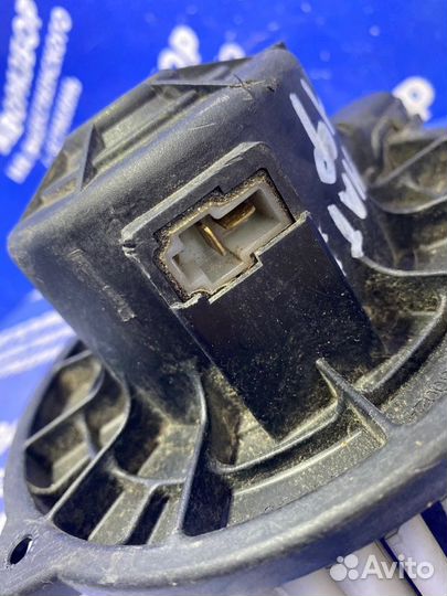 Моторчик печки Hyundai Accent седан G4EC 2007