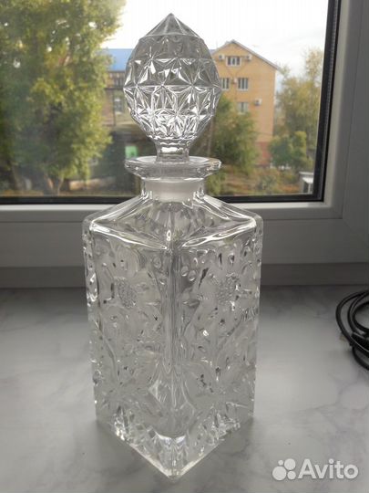 Графин хрустальный новый