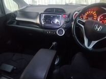 Honda Fit 1.5 CVT, 2010, 190 000 км, с пробегом, цена 570 000 руб.