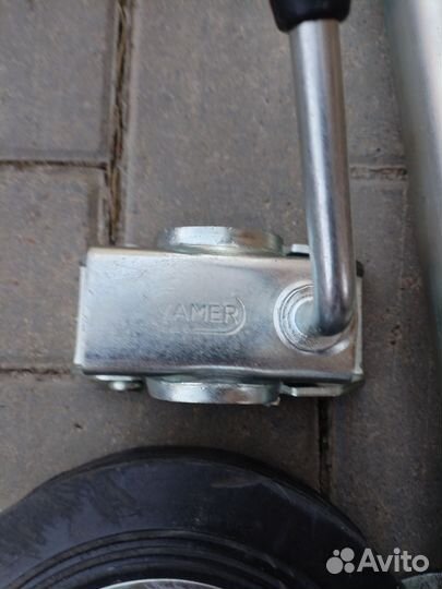 Подкатное колесо для прицепа