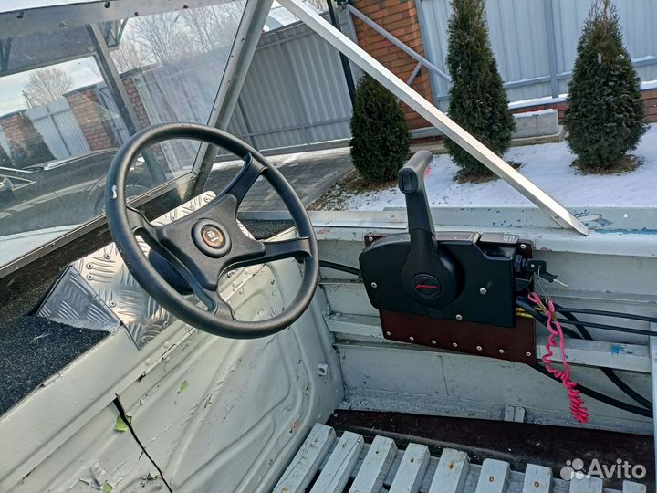 Лодка моторная Казанка