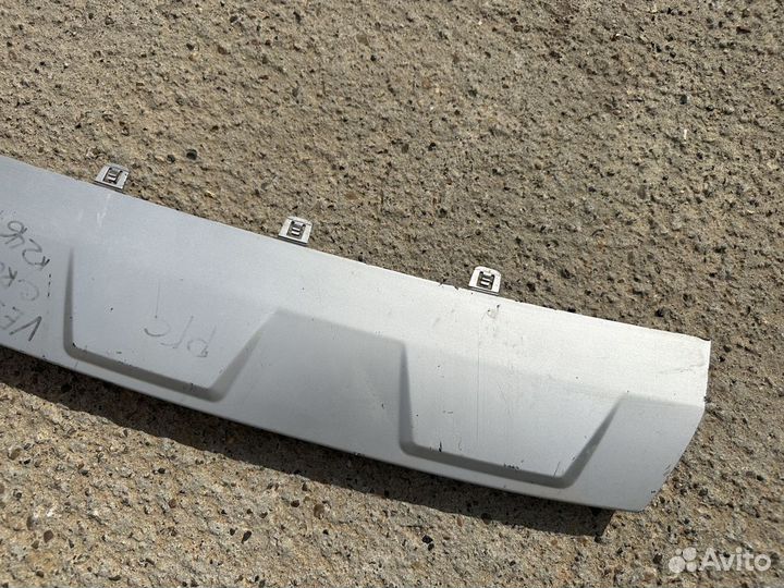 Накладка переднего бампера Лада Веста Кросс Vesta