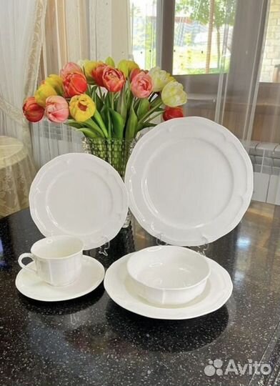 База Маноир,Селин.Люксембург