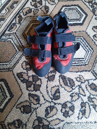 Скальные туфли 39