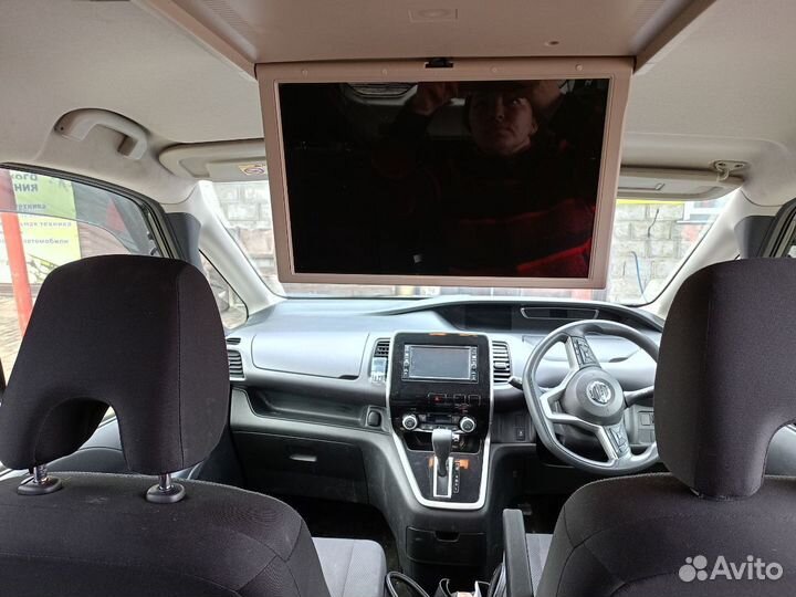 Nissan Serena 2.0 CVT, 2016, 158 000 км