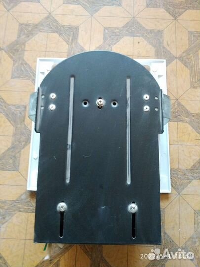 Светильник потолочный