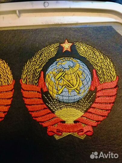 Вышивка герб СССР 10х10см