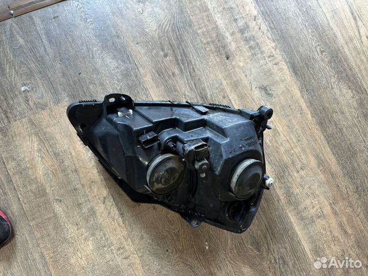 Renault symbol корпус левой фары